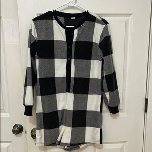 Button-Up Long Sleeve Onesie Pajamas size XS black-and-white checkered